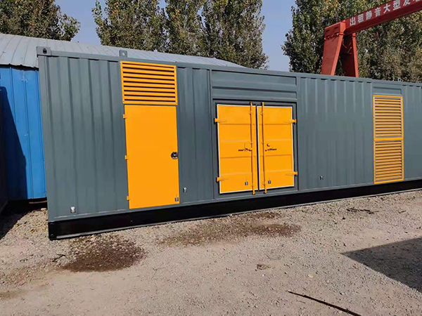 毛道乡300kw 柴油发电机组用多大的空气开关？