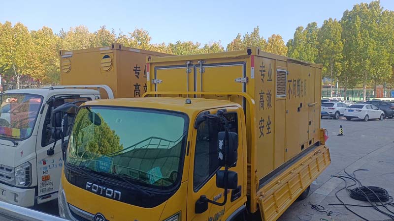 毛道乡柴油发电机组和UPS电源如何配合工作?