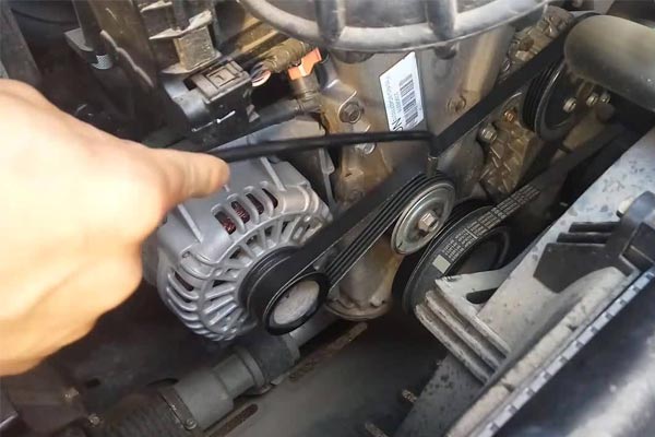 毛道乡转速传感器的工作原理是什么？